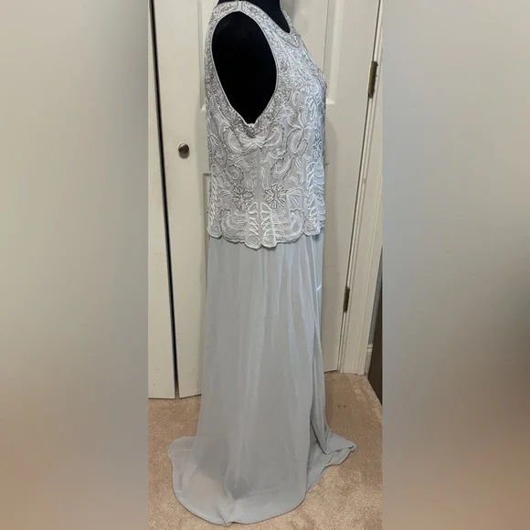 Chic Sleeveless Gray Maxi Dress - Picture 12 of 14